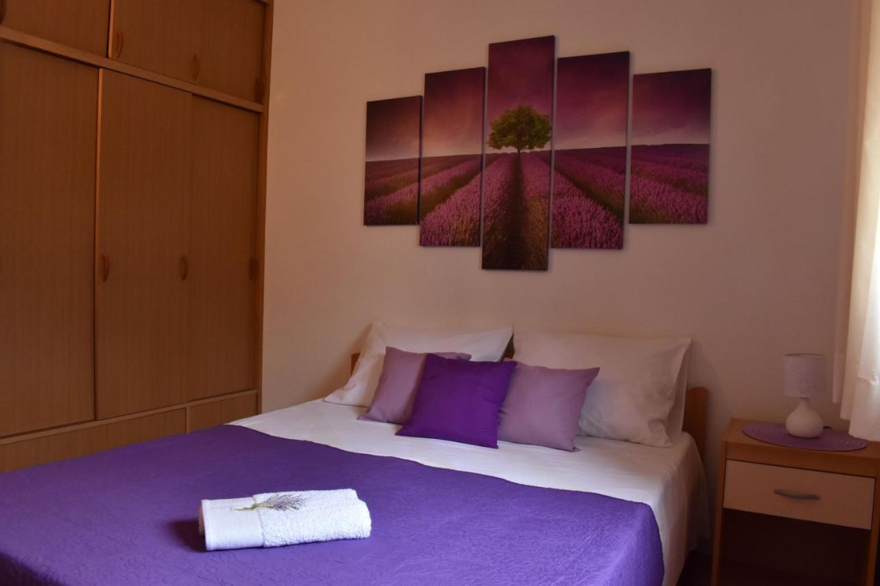Villa Franka Bol Buitenkant foto